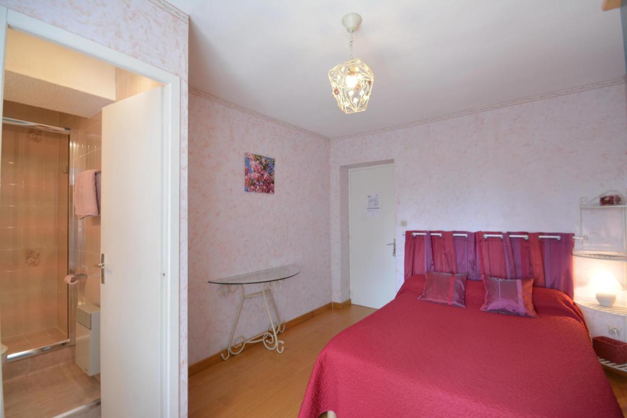 Chambre D'Hotes Au Vieux Chene Grillon Eksteriør billede